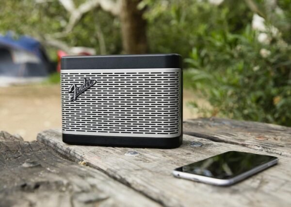 Портативна акустична система Fender Newport Bluetooth Speaker Black